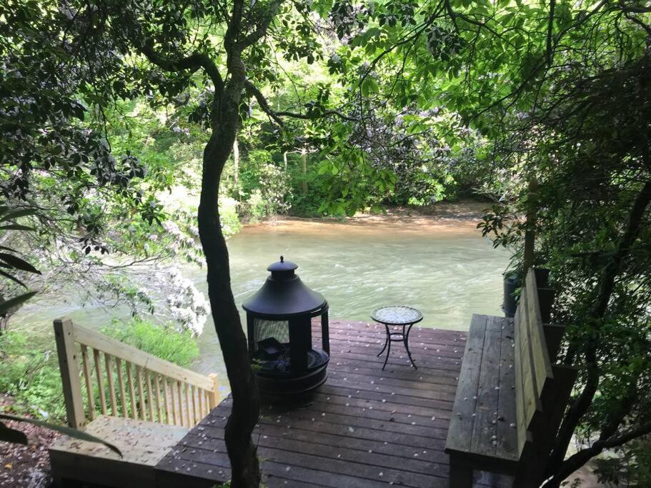 Cabin Fever On Cartecay River Ellijay Exteriör bild